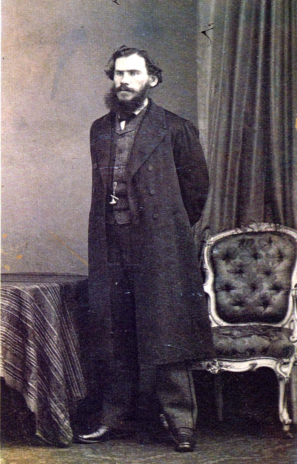 Л.Н. Толстой. Брюссель. Фотография И. Жерюзе 1861 г.