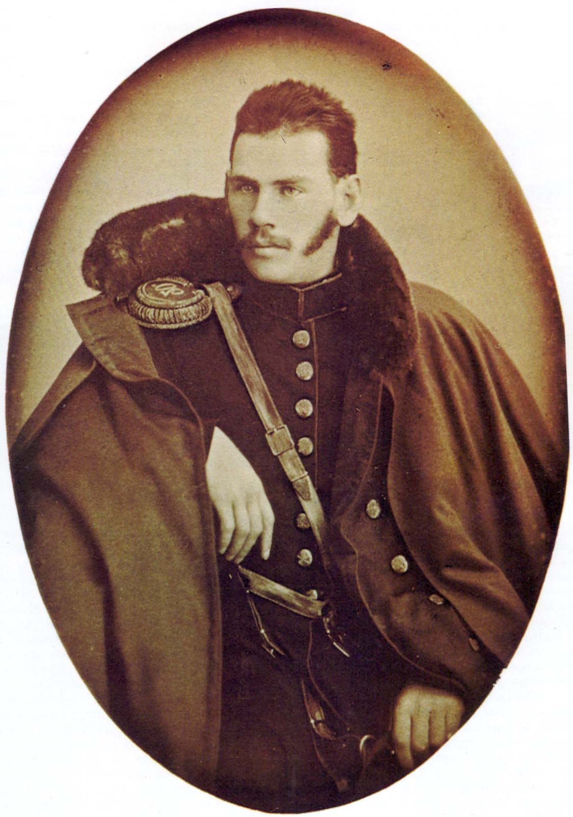 Л.Н. Толстой – прапорщик. Москва. Фотография с дагерротипа. 1854 г.